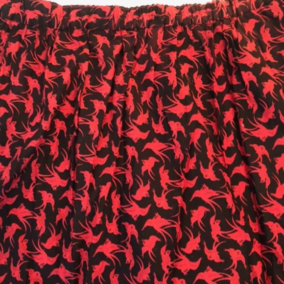 Black and Red Bird Patterned Long Skirt - Picture 2 of 2